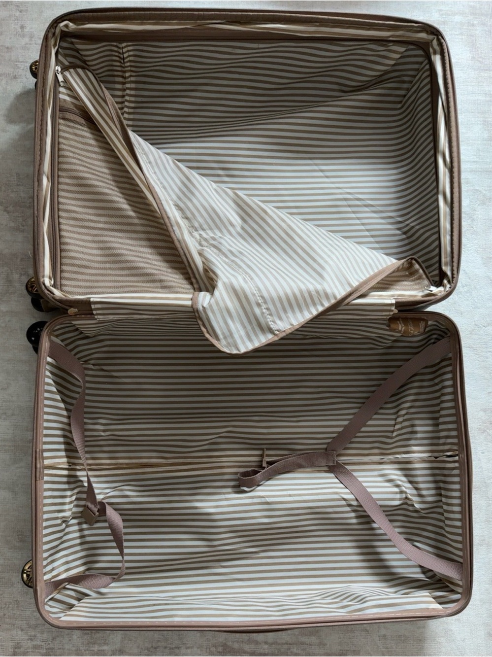 London Fog Metallic Bronze Carry-On Spinner Luggage - Picture 2 of 5